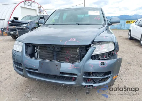 2006 Volkswagen Touareg 3.2 from USA, damaged, VIN WVGZG77L76D045574